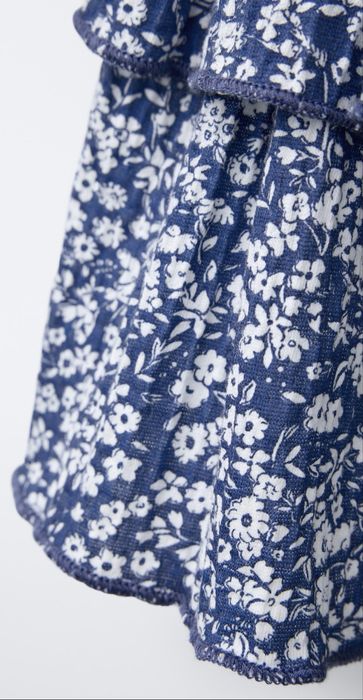 Спідниця з воланами Zara.