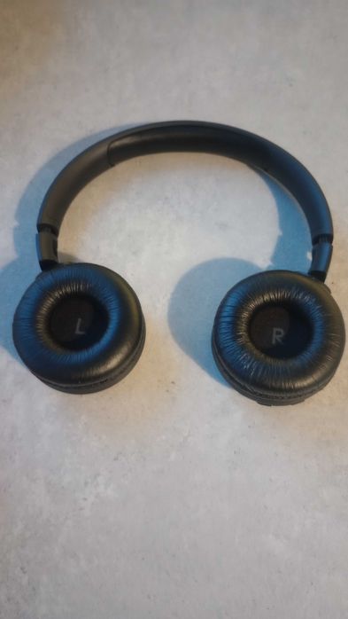 Słuchawki nauszne JBL TUNE 570BT