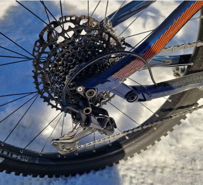 Rower górski elektryczny e-MTB Stilus E-All Mountain 27.5+ bateria Bosch 500Wh
