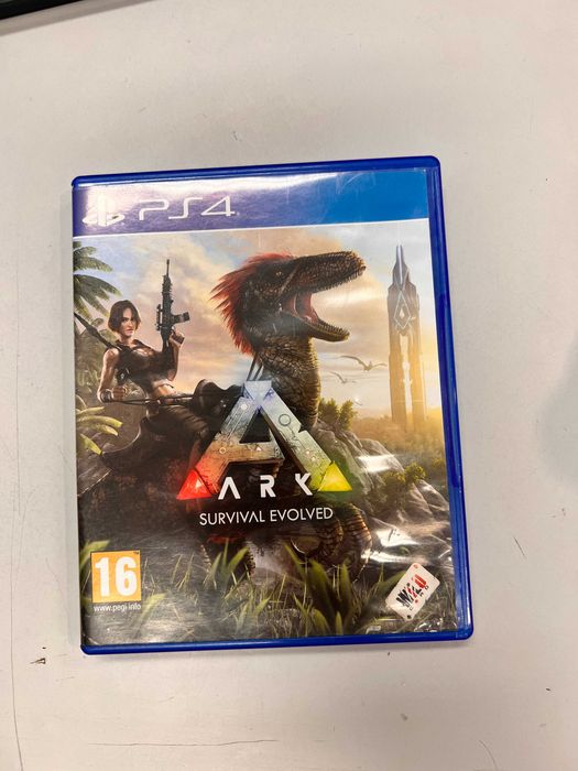 ARK: Survival Evolved PlayStation 4 (PS4) pudełkowa