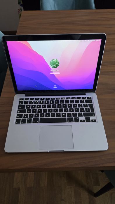 MacBook pro retina 13 early 2015