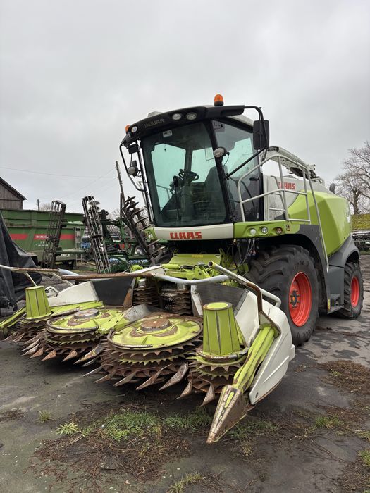 Силосний комбайн Claas Jaguar 850