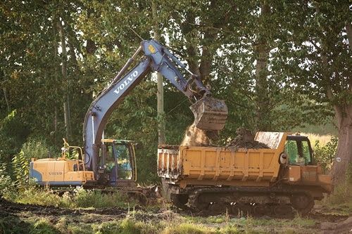 Wozidło gąsienicowe MOROOKA 2200vd (ładowność  20 ton) Wynajmę wraz z operatorem