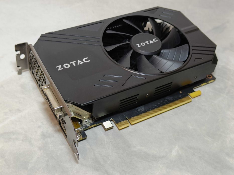 Відеокарта Zotac GTX960 2GB GDDR5 - ВІДМІННИЙ СТАН -