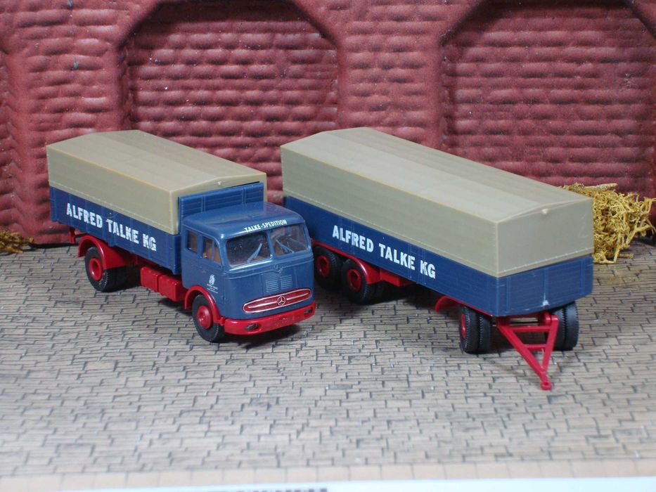 Wiking - Mercedes / Camião com Reboque "Alfred Talke KG" / Usado
