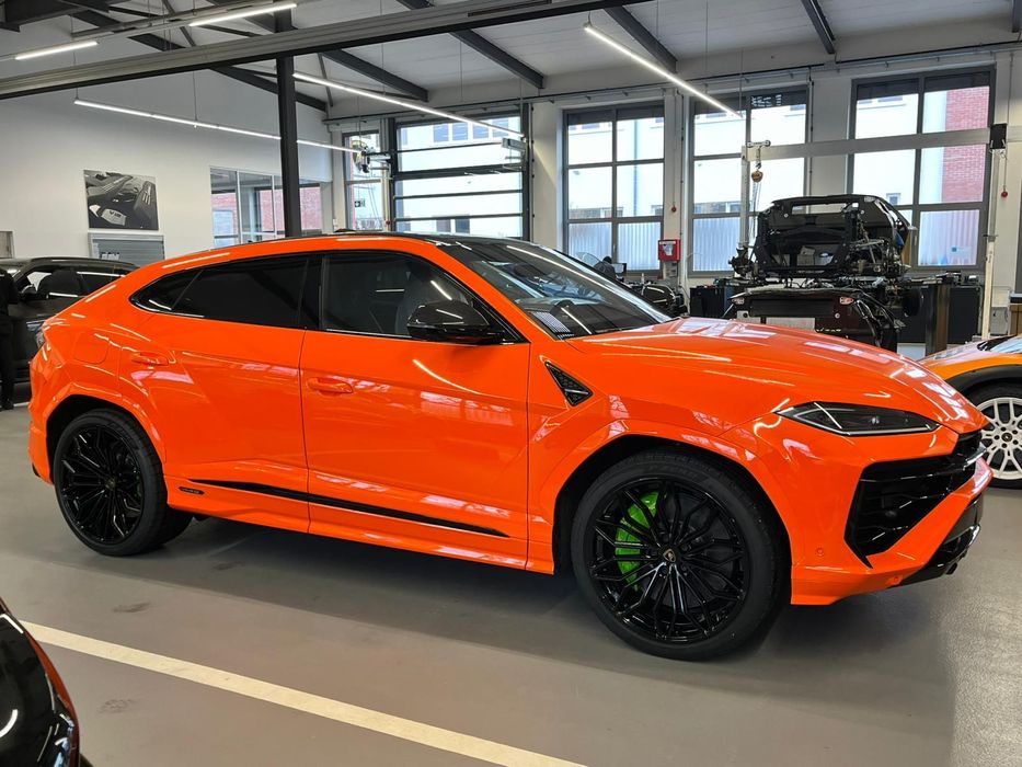Lamborghini Urus SE NOWY 0KM FULL OPCJA Gwaracja 5lat Serwis 5lat