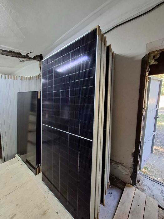 Продам солнечные панели DaSolar 615