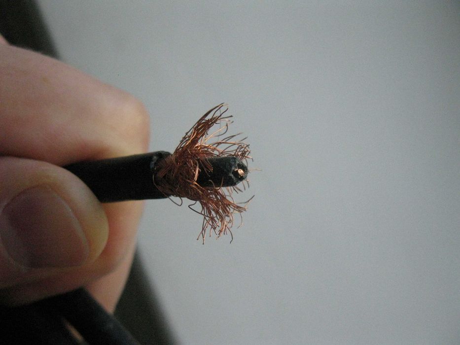 Кабель антенный для раций с разъёмами есть 2 отрезка оба по 4.82 метра