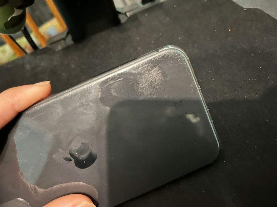 iPhone 11 64 GB, Used64585032193281121