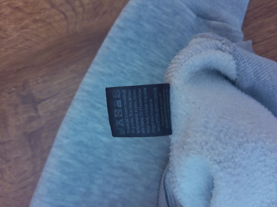 Bluza szara na 7 albo 8 lat