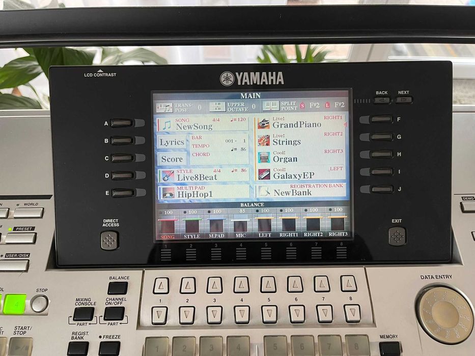Keyboard aranżer Yamaha Tyros 1 uszkodzony