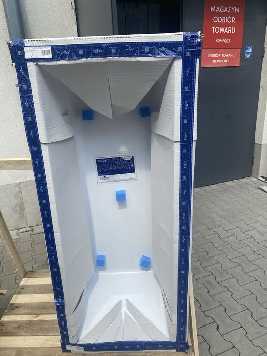 Wanna modern slim 160 x70 biały akryl uszkodzona