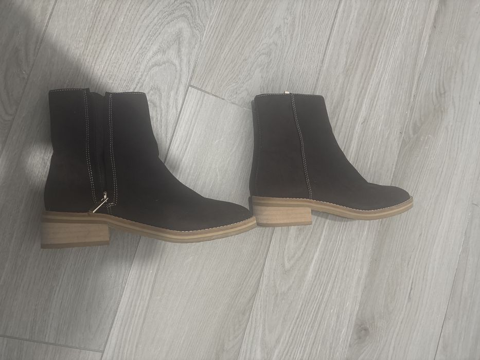 Botas Castanhas com fecho 38