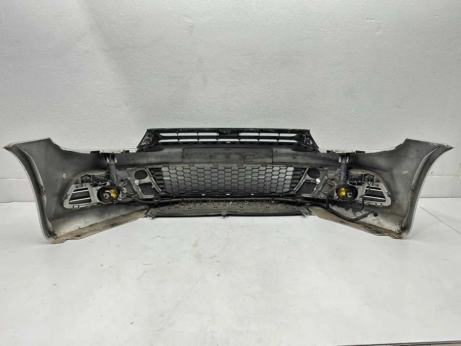 Frente Completa - Volkswagen Scirocco (2010)
