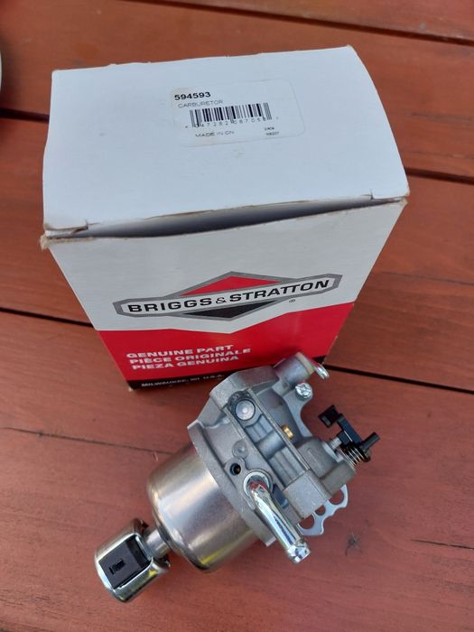 Gaźnik Briggs Stratton 594593 oryginał