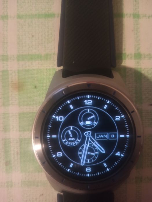 Смарт годинник ZTE kvartsZW10