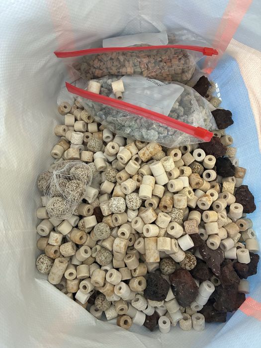 7kg (min 12 litros) de materiais filtrantes