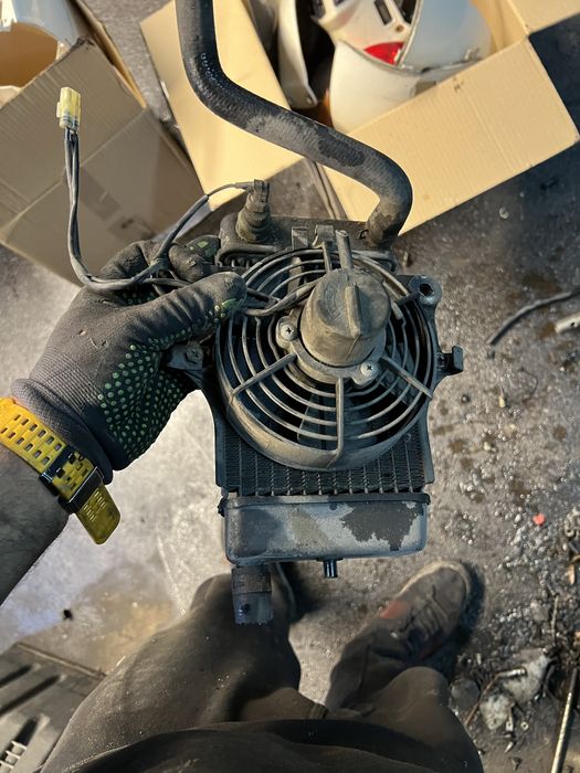 Honda nes 125 chłodnica