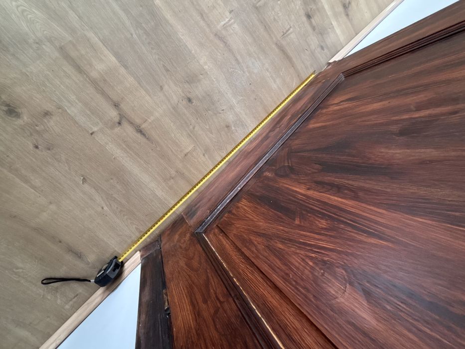 Drzwi drewniane polecam kolor ciemny