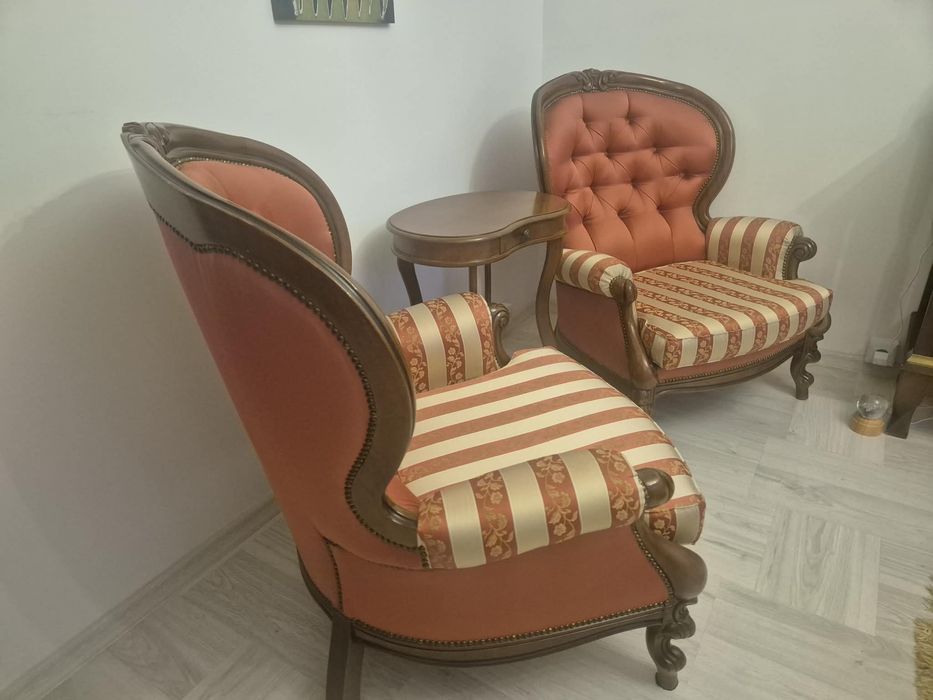 Komplet mebli w stylu ludwikańskim – Sofa, 2 fotele, stolik