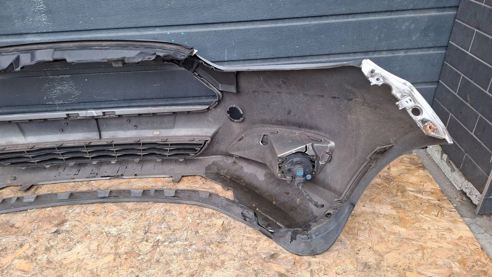 zderzak przód przedni c1bb-17757-a ford fiesta mk7 lift 2013/2017 rok