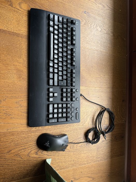 Komputer stacjonarny i7-8700 / GTX 1070 / 16 GB RAM / SSD+HDD