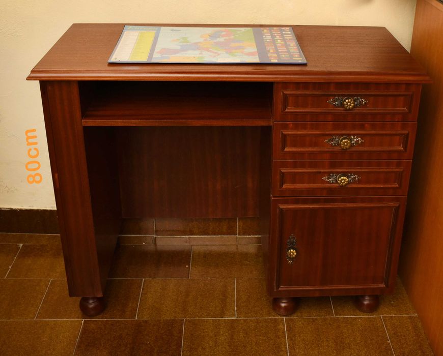Secretária clássica 45x100x80cm