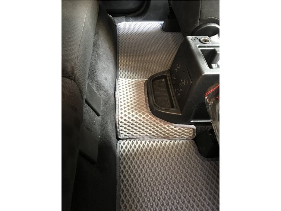 Land Rover Freelander 2 Коврики EVA (серые)