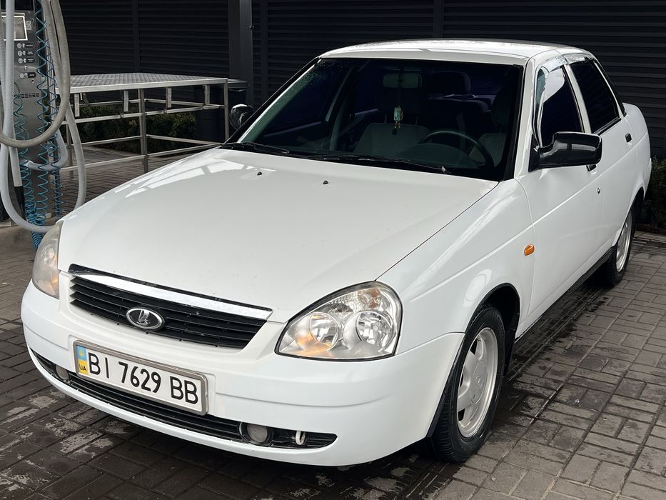 LADA priora Лада Пріора