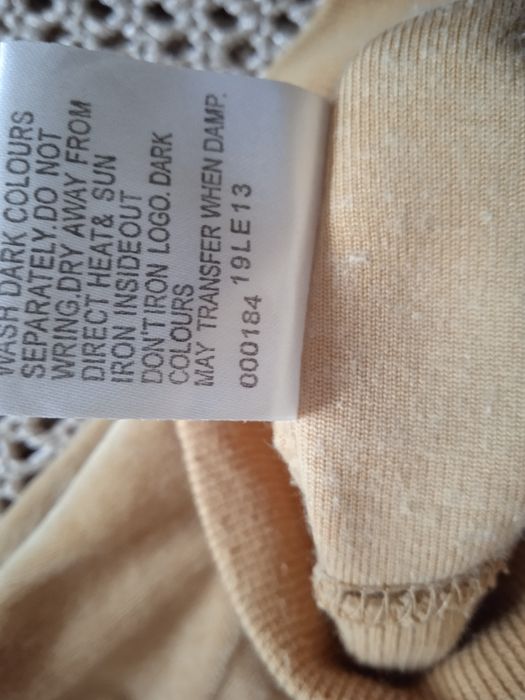 Kamizelka dziewczęca kolor beż.