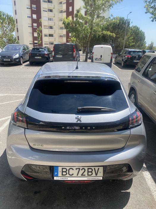 Alugo meu peugeot 208