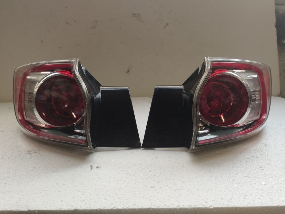 Lampa tył tylnia lewa , prawa  Mazda 3