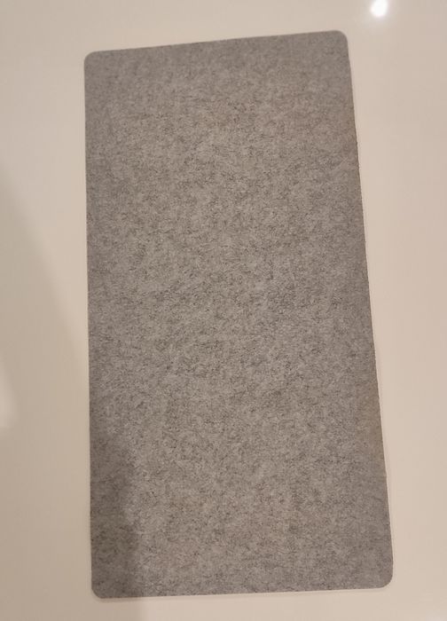 Protetor de secretária de feltro cinzento claro