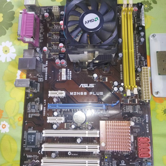 Комплект Материнська плата Asus M2N68-Plus + Процесор AMD Athlon 64 Х2