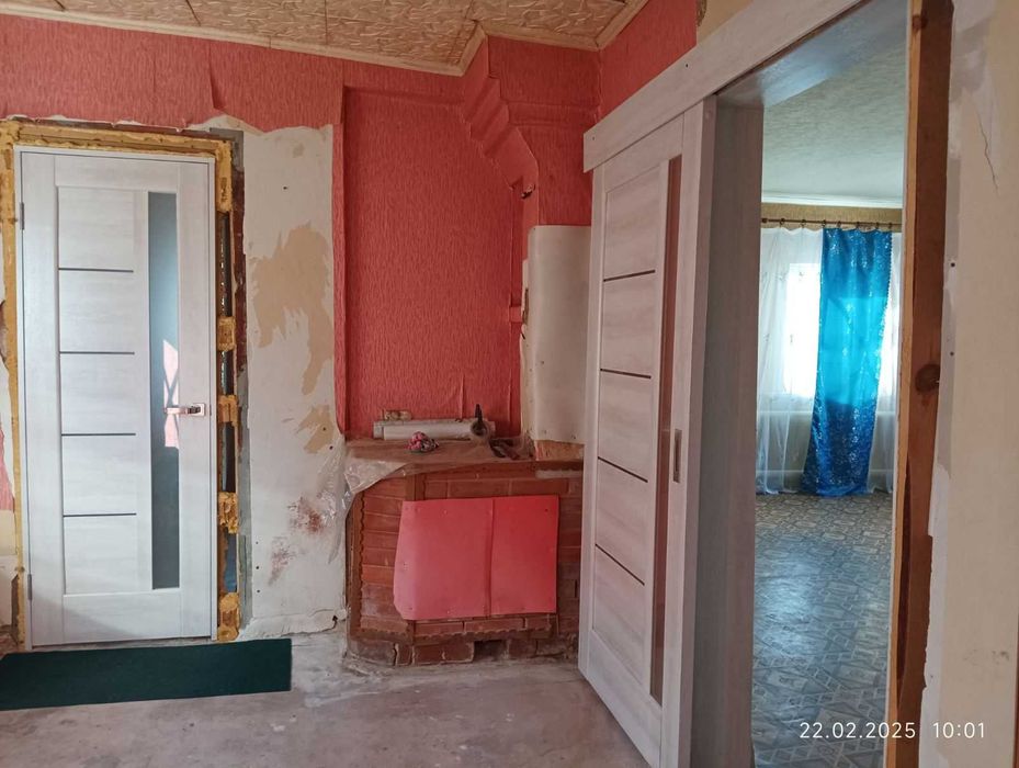 Продам.. дом в Мерефе (р-н Артёмовка).