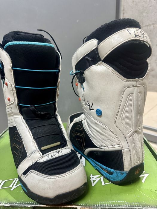 Ботинки для сноуборду Flow