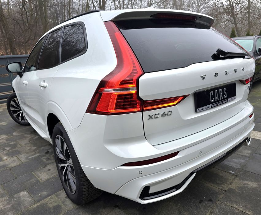 Volvo XC 60 2024R B4 AWD R-DESIGN DARK PLUS kamera FULL LED radar Z DE