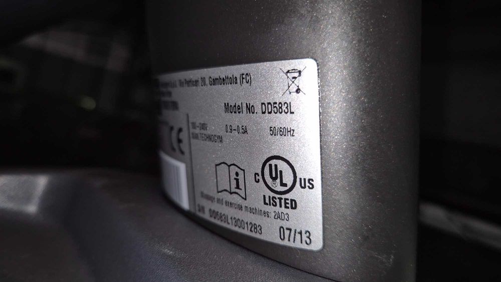 Elíptica Technogym Synchro Forma – NOVA (Nunca Usada)