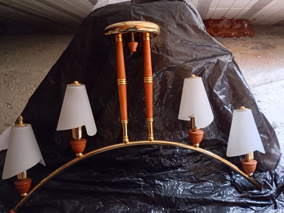 Candeeiro usado em ótimo estado