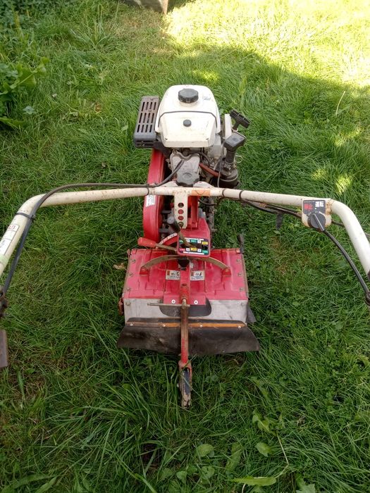 Glebogryzarka japońska   Honda