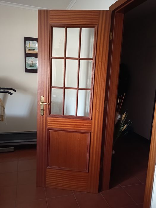 Portas em segunda mão