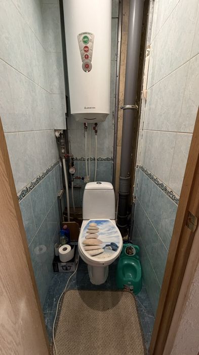 Продаж 4-х кімнатної квартири. Вулиця Павла Глазового.