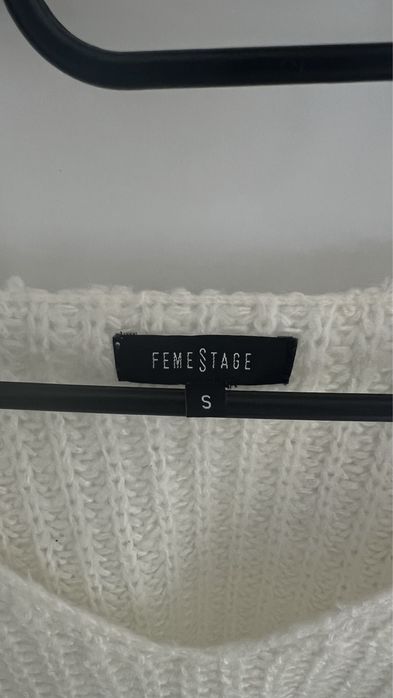 sweter typu oversize