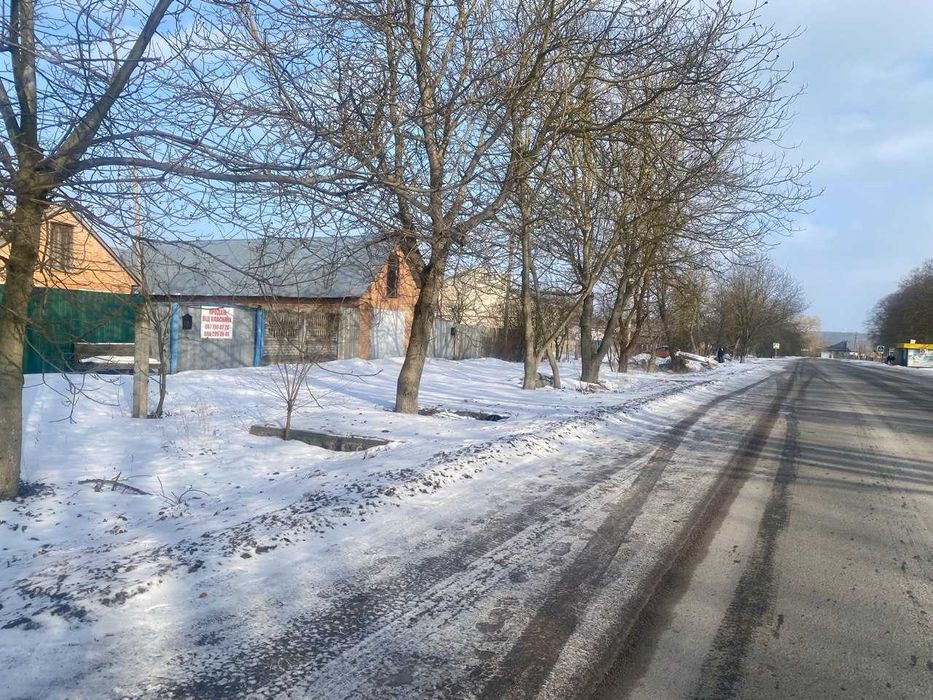 Продаж земельної ділянки під комерцію в с.Селище 2342