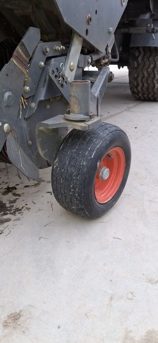 Przyczepa samozbierająca Claas quantum