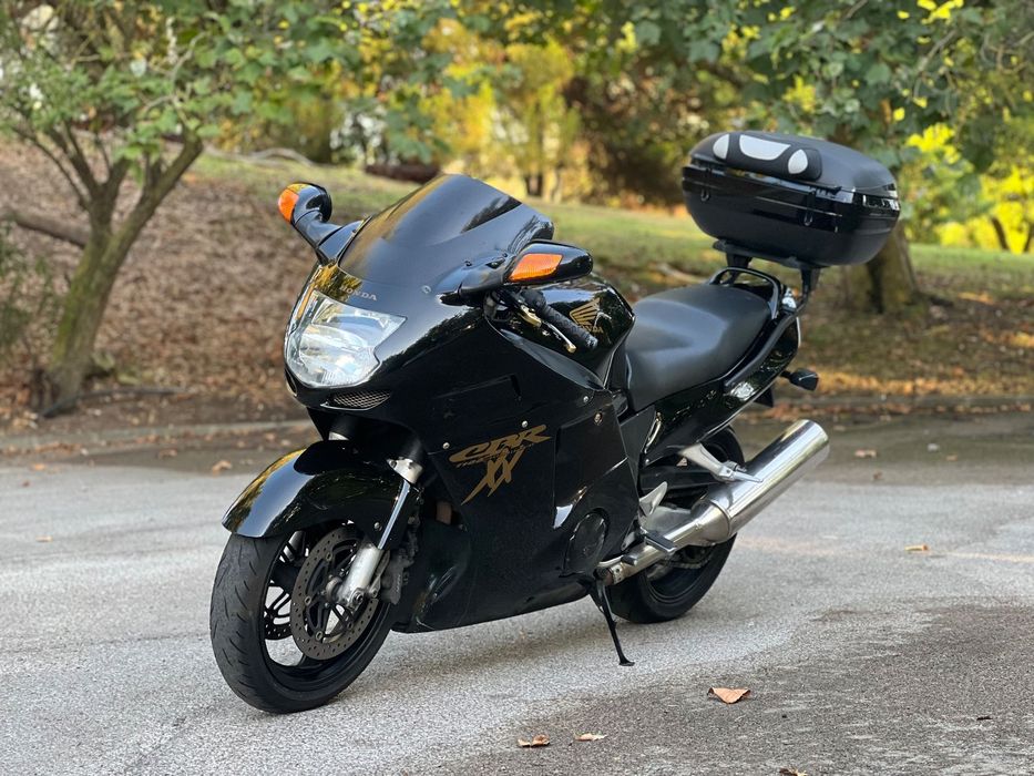 Honda CBR  1100XX SuperBlackBird