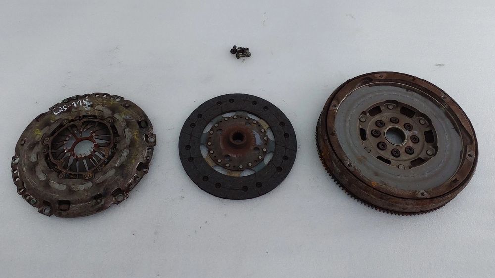 Kit embraiagem PEUGEOT 407 SW (6E_)