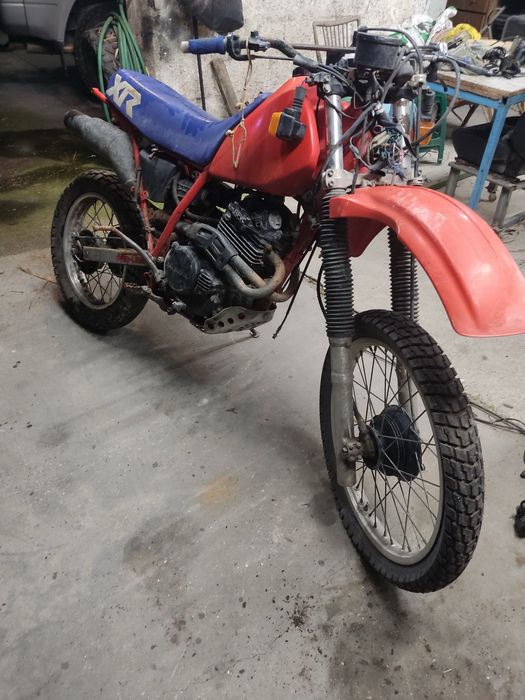 Vendo Honda XR 350 de 1983