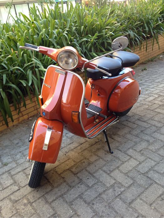 Alugo vespa para eventos, feiras, montras , sessões fotograficas etc