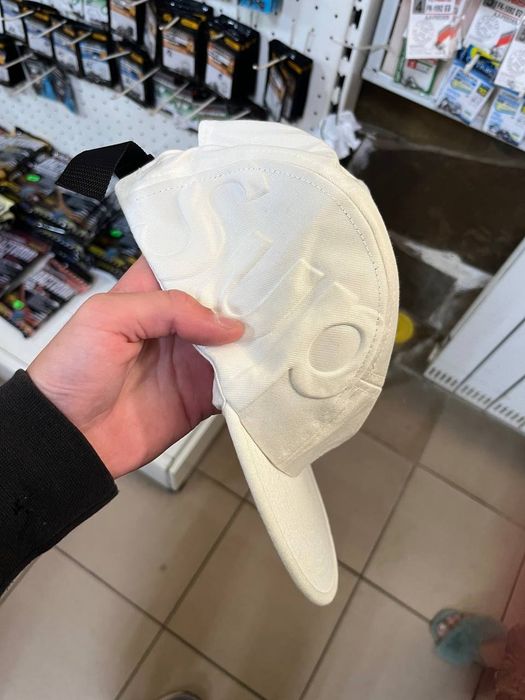 Оригінальна кепка Supreme